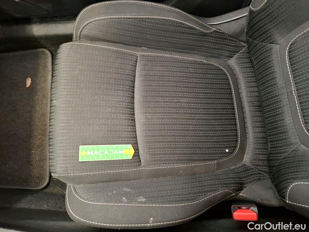  Renault  Megane RENAULT Mégane Berline / 2015 / 5P / Berline Business TCe 140 EDC FAP #67