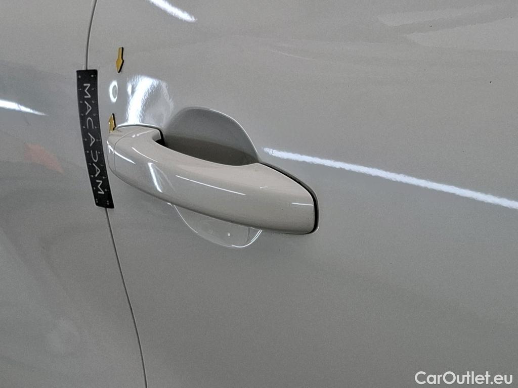  Renault  Captur  II Business 1.6 E-TECH Hybrid 145CV BVA6 E6d #16