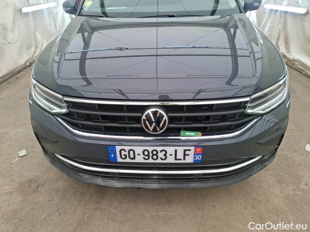  Volkswagen  Tiguan VOLKSWAGEN  / 2020 / 5P / SUV 2.0 TDI 150 DSG7 Life Business #33