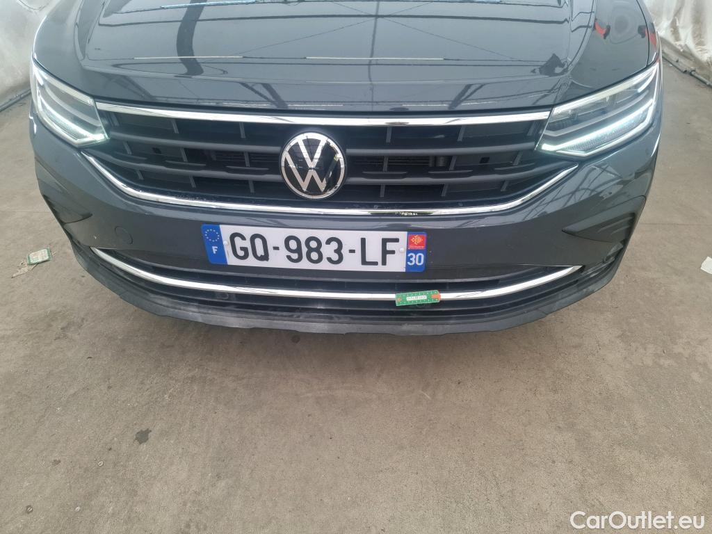  Volkswagen  Tiguan VOLKSWAGEN  / 2020 / 5P / SUV 2.0 TDI 150 DSG7 Life Business #51