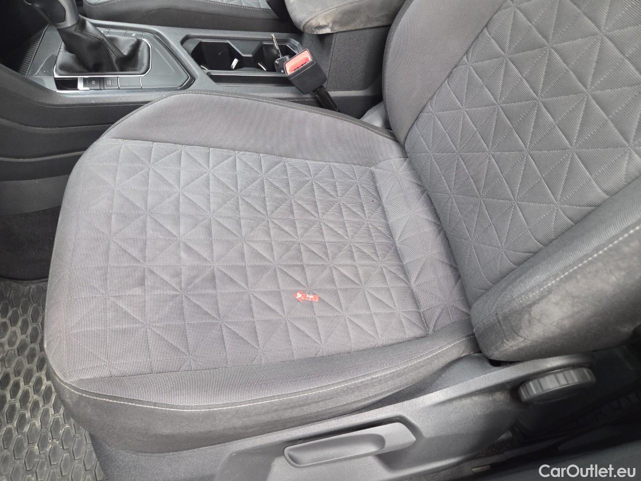  Volkswagen  Tiguan Life 2.0 TDI 150CP DSG #26