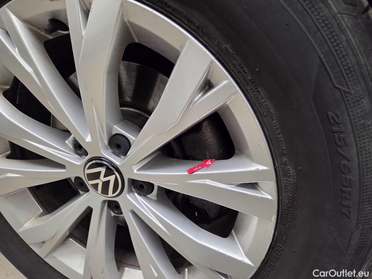  Volkswagen  Tiguan Life 2.0 TDI 150CP DSG #43