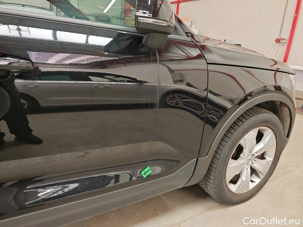  Volvo  XC 40 1.5 T3 163CP Momentum Pro AT #3