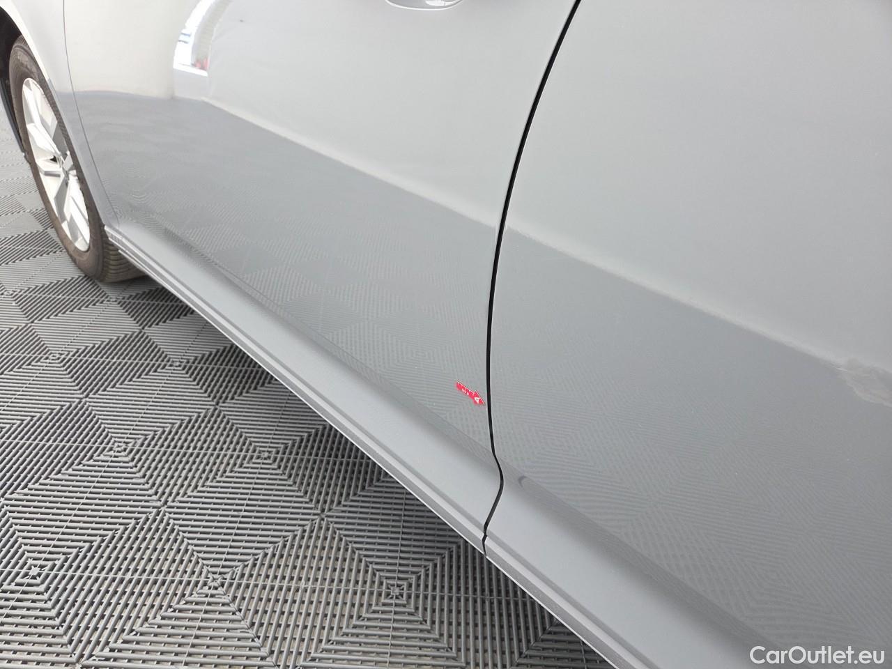  Volkswagen  Passat Advance 1.5 TSI ACT DSG 150 CP #1
