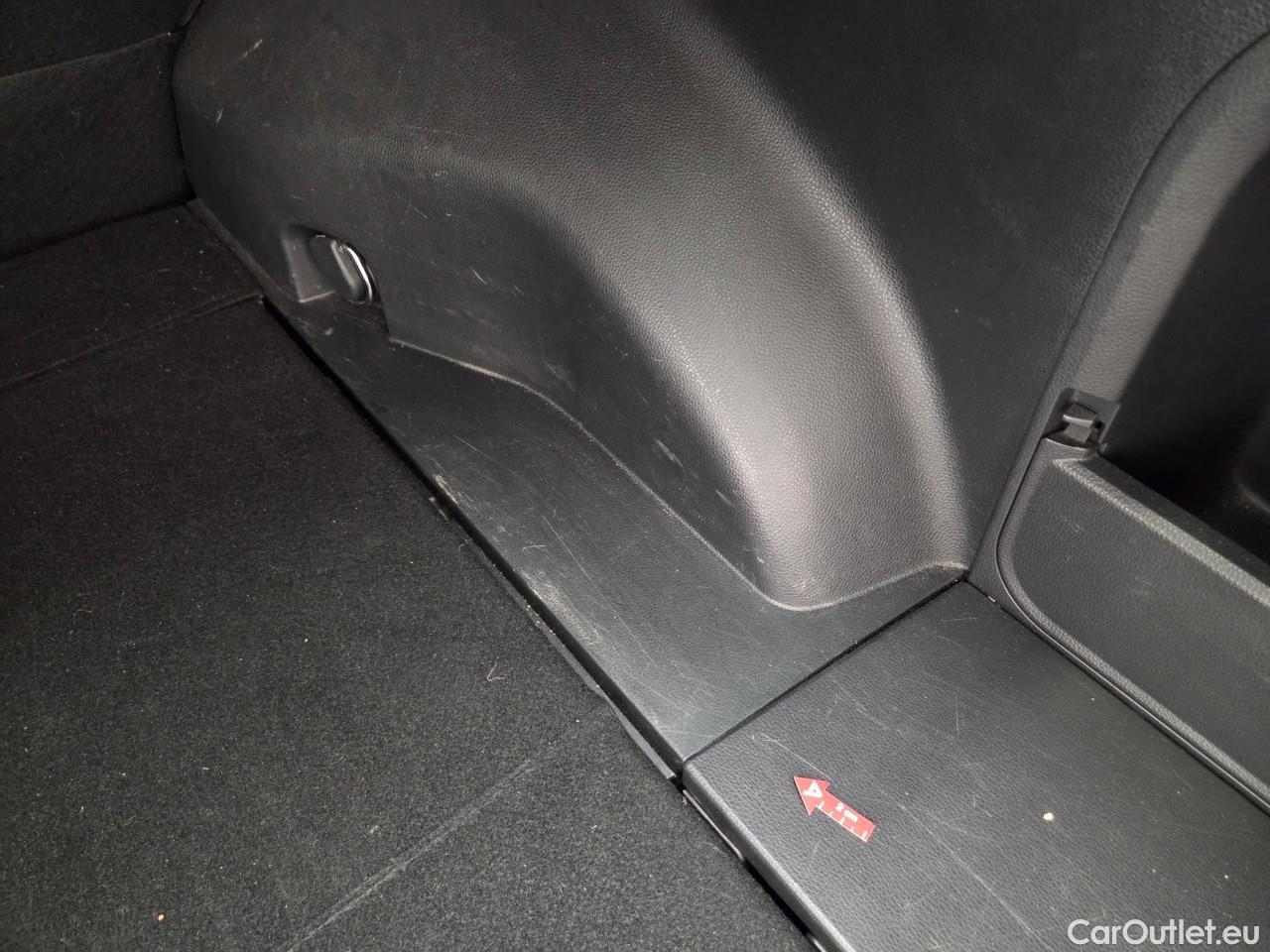  Toyota  RAV4 2.5 Hybrid Dynamic HSD E-CVT 4x4 #36