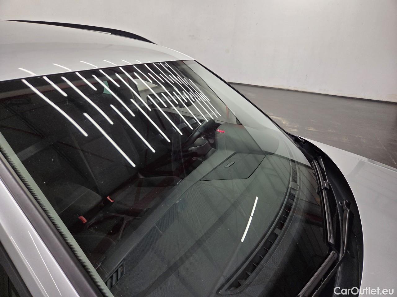  Volkswagen  Tiguan Life 2.0 TDI 150CP DSG #13