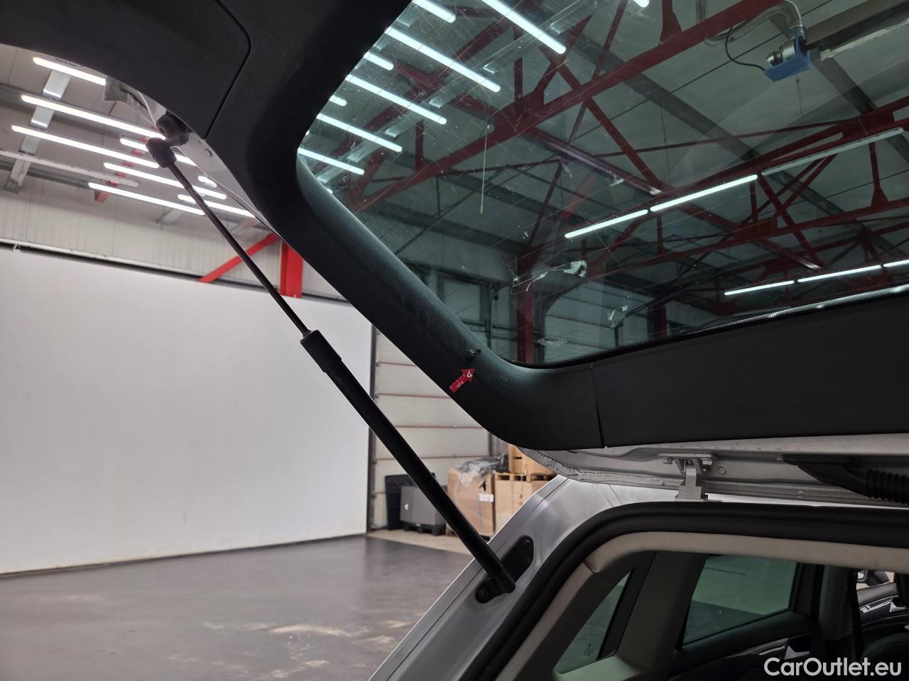  Volkswagen  Tiguan Life 2.0 TDI 150CP DSG #34