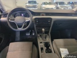  Volkswagen  Passat Volkswagen  Variant 1.5 TSI EVO 150 KM DSG Business 5d #17