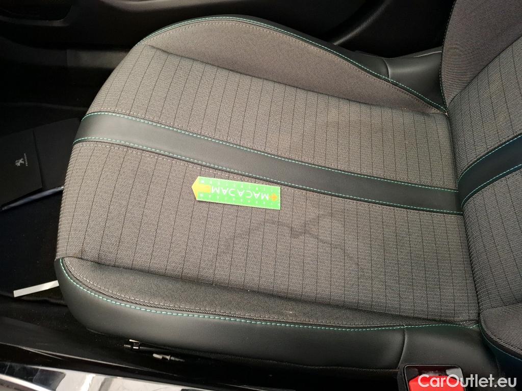  Peugeot  2008  Allure Pack 1.5 HDi 110CV BVM6 E6d #49