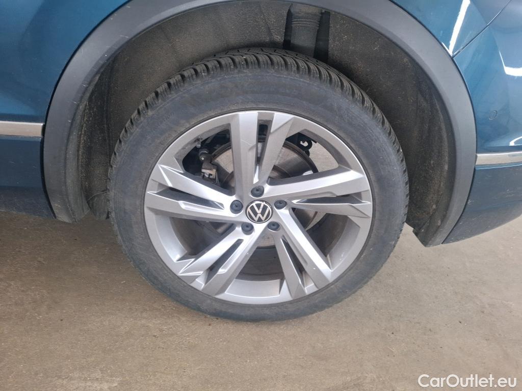  Volkswagen  Tiguan VOLKSWAGEN  / 2020 / 5P / SUV 1.4 eHybrid 245 DSG6 R-Line #18