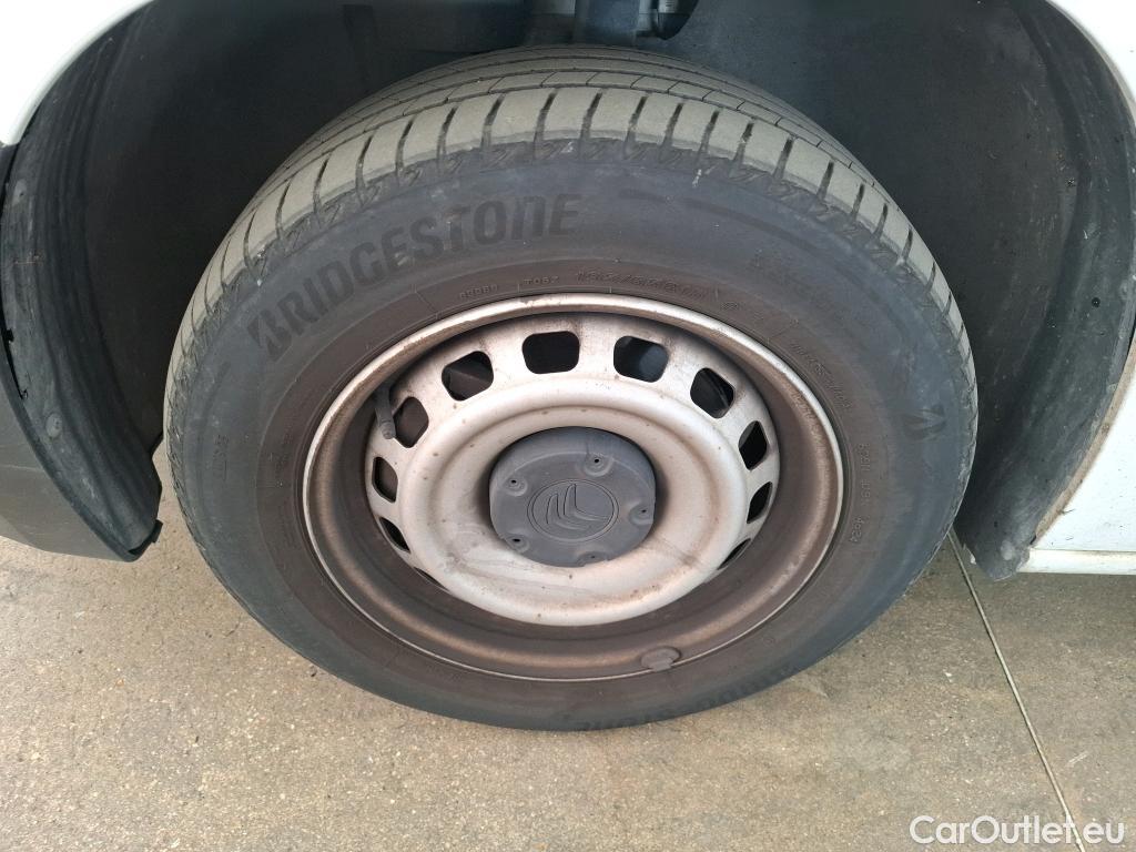  Citroen  Berlingo  Fourgon Club M 650 1.5 BlueHDi 100CV BVM6 E6d #37