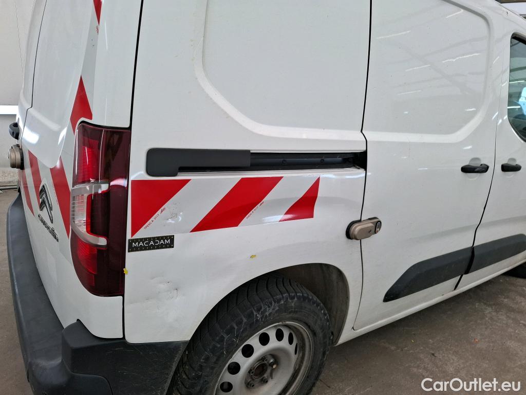 Citroen  Berlingo CITROEN  / 2018 / 4P / Fourgonnette M 1000kg PureTech 130 S&S AT Worker #1