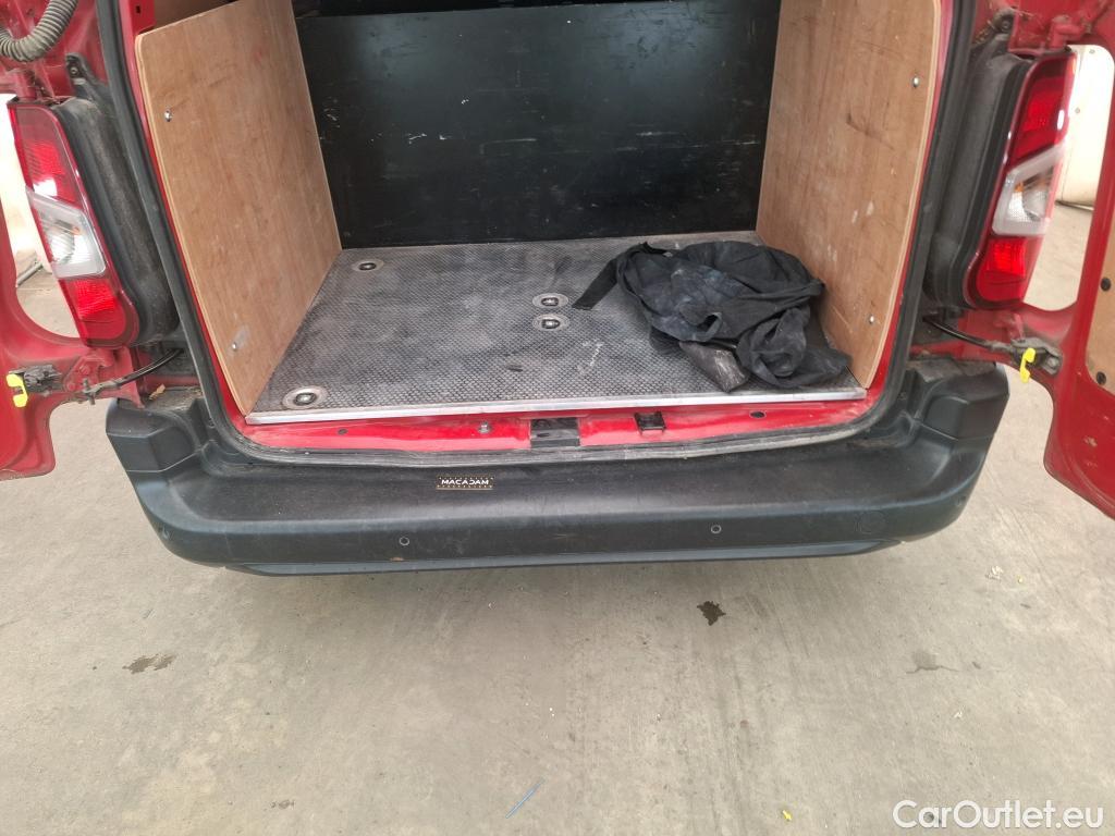  Citroen  Berlingo  Fourgon Driver M 650 1.2 PureTech 130CV BVA8 E6d #14