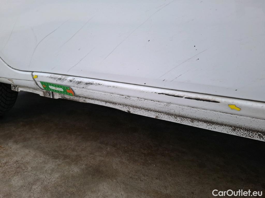  Renault  Kangoo  Express Extra (Série Spéciale) 1.5 dCi 75CV BVM5 E6 #102