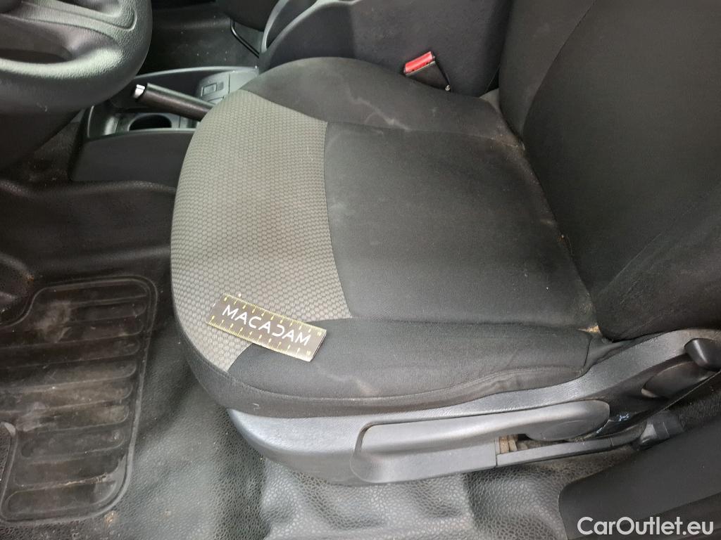  Renault  Kangoo  Express Extra (Série Spéciale) 1.5 dCi 75CV BVM5 E6 #82