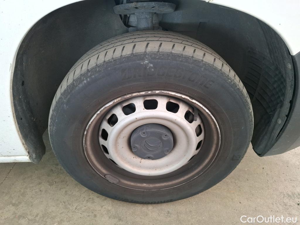  Citroen  Berlingo  Fourgon Club M 650 1.5 BlueHDi 100CV BVM6 E6d #34