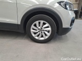  Volkswagen  T-CROSS VOLKSWAGEN  / 2019 / 5P / SUV 1.0 TSI 81KW STYLE #17