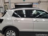  Volkswagen  T-CROSS VOLKSWAGEN  / 2019 / 5P / SUV 1.0 TSI 81KW STYLE #32