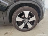  Volvo  XC 40 VOLVO XC40 / 2017 / 5P / SUV T3 AUTOMATICO MOMENTUM PRO #17