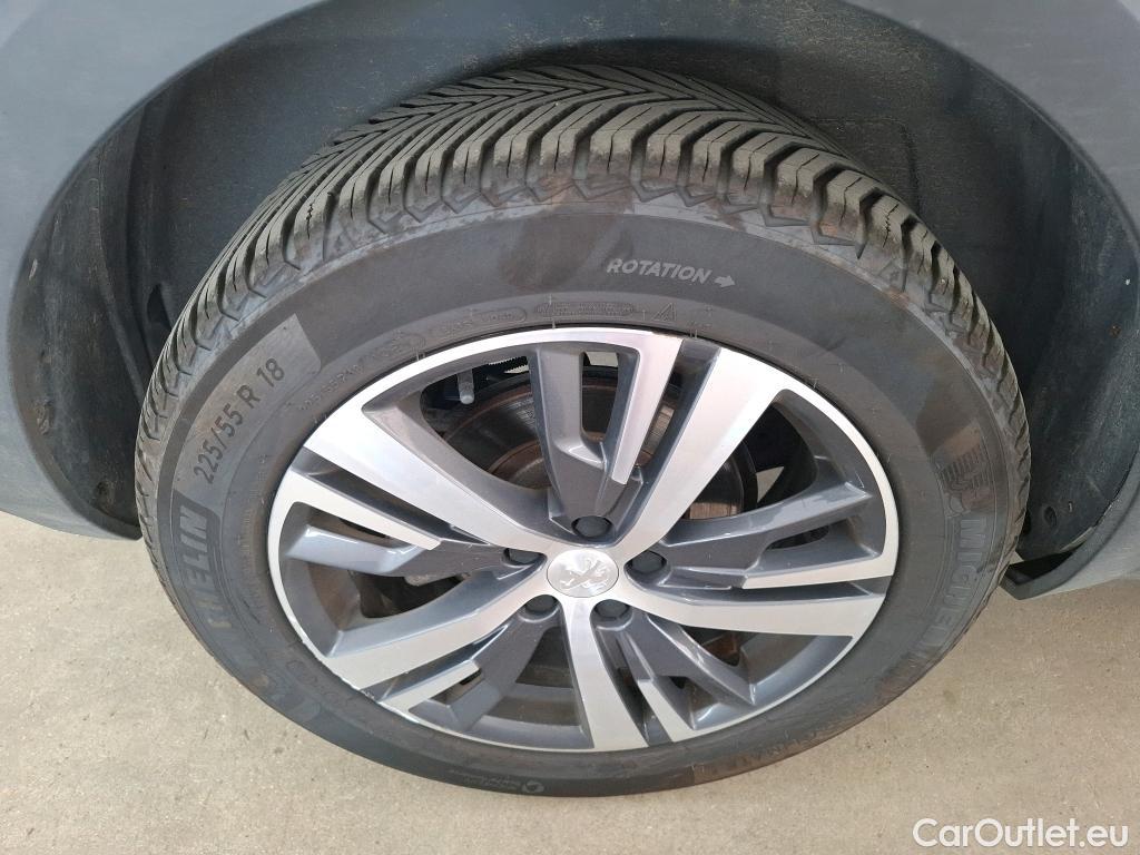  Peugeot  5008  Allure 1.2 PureTech 130CV BVA8 7 Sieges E6d #21