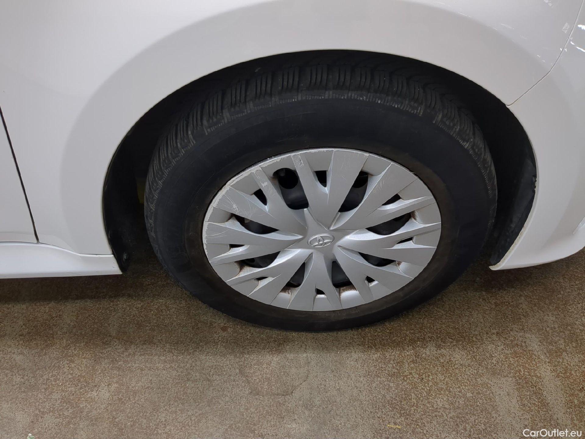  Toyota  Yaris TOYOTA  Hybride / 2019 / 5P / Berline Hybride 116h France #2