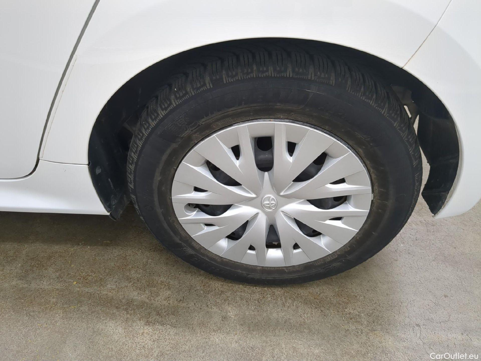  Toyota  Yaris TOYOTA  Hybride / 2019 / 5P / Berline Hybride 116h France #3