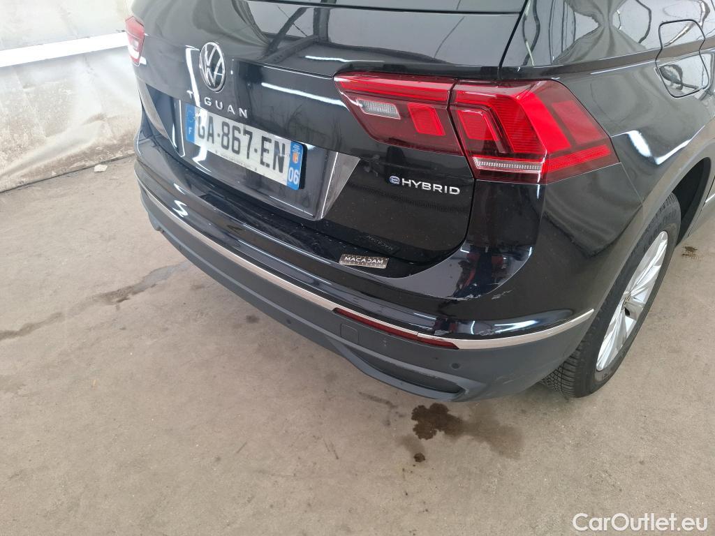  Volkswagen  Tiguan VOLKSWAGEN  / 2020 / 5P / SUV 1.4 eHybrid 245 DSG6 Life Business #15