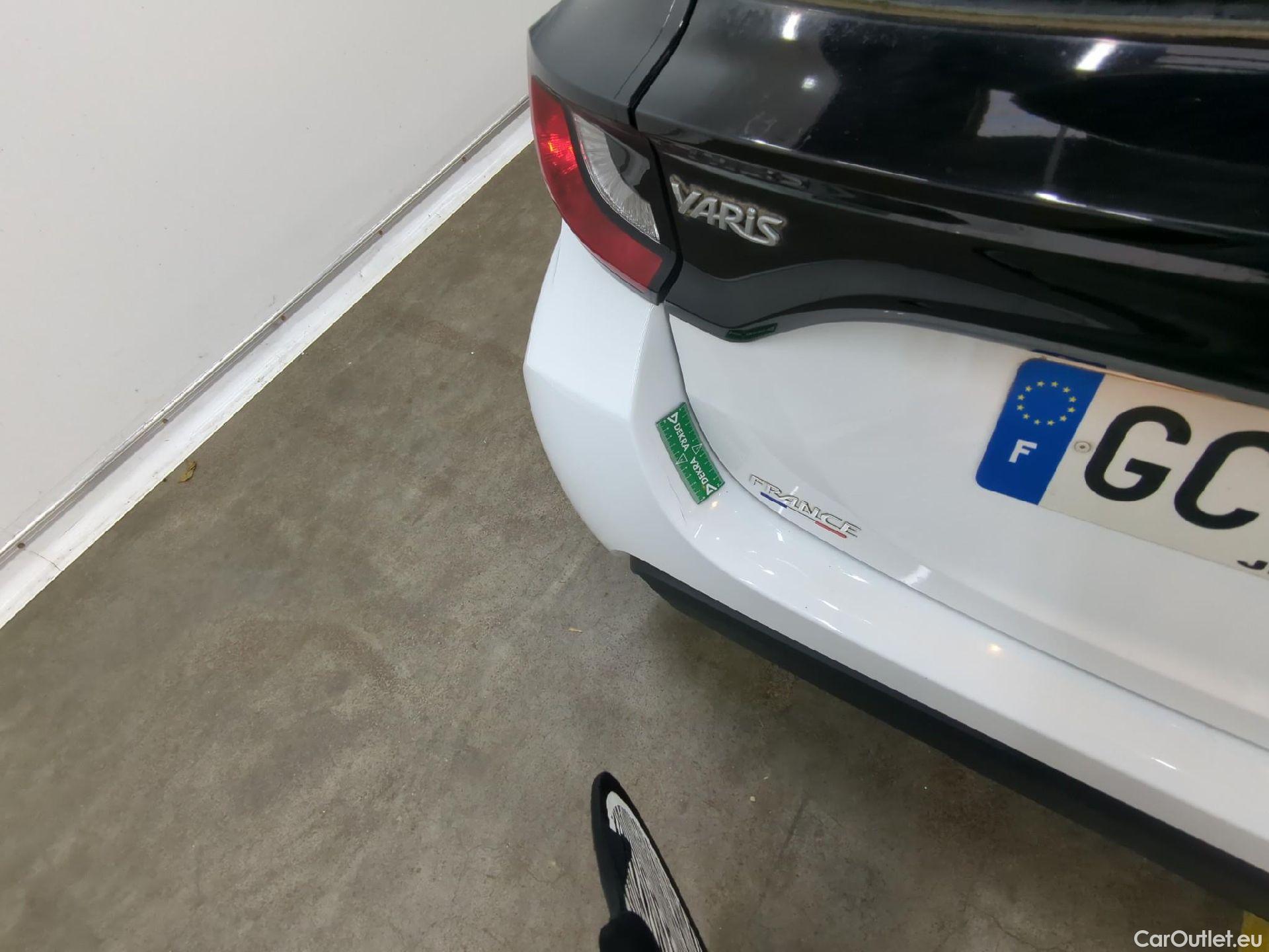  Toyota  Yaris TOYOTA  Hybride / 2019 / 5P / Berline Hybride 116h France #16