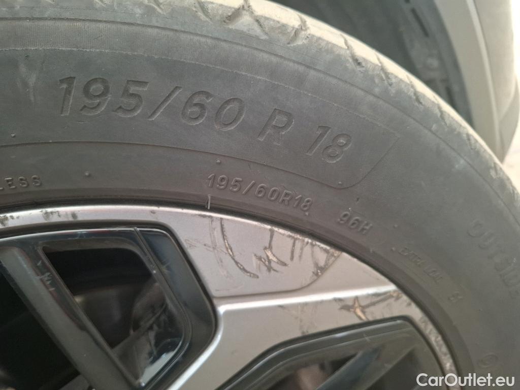  Citroen  C4  X Feel Pack 1.2 PureTech 130CV BVA8 6E #32