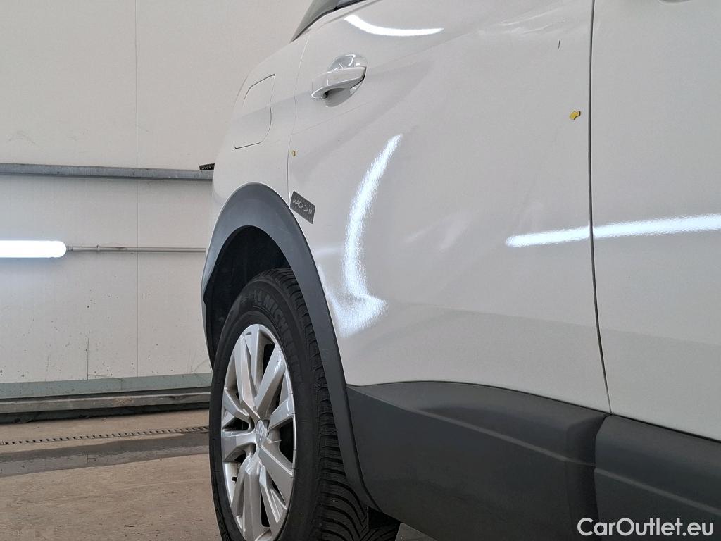  Peugeot  3008  Active Pack 1.2 PureTech 130CV BVA8 E6d #3