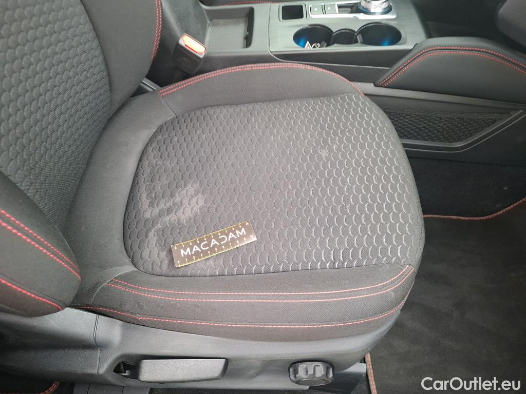  Ford  Kuga  Hybrid ST-Line 2.5 240CV BVA1 6E #10