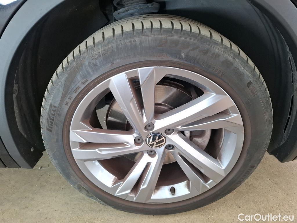  Volkswagen  Tiguan VOLKSWAGEN  / 2020 / 5P / SUV 1.4 eHybrid 245 DSG6 R-Line #18