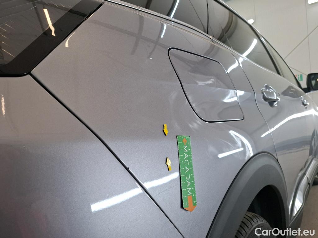  Peugeot  3008 PEUGEOT  / 2020 / 5P / SUV PureTech 130 S&S EAT8 GT Pack #19