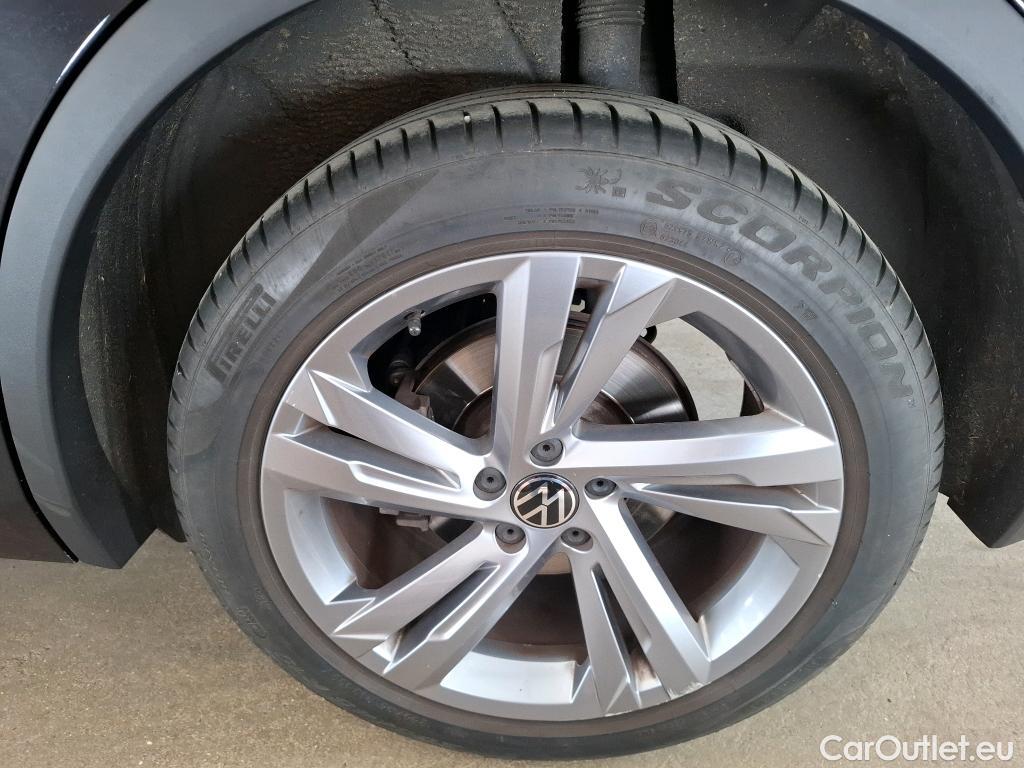  Volkswagen  Tiguan VOLKSWAGEN  / 2020 / 5P / SUV 1.4 eHybrid 245 DSG6 R-Line #42