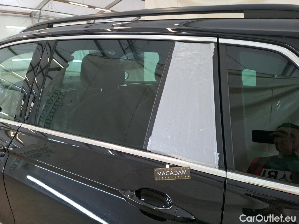  Volkswagen  Tiguan VOLKSWAGEN  / 2020 / 5P / SUV 1.4 eHybrid 245 DSG6 R-Line #11
