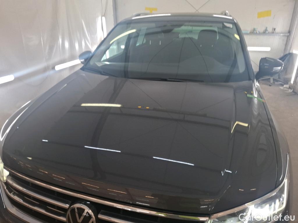  Volkswagen  Tiguan VOLKSWAGEN  / 2020 / 5P / SUV 1.5 TSI 150 DSG7 Elegance Exclusive #5