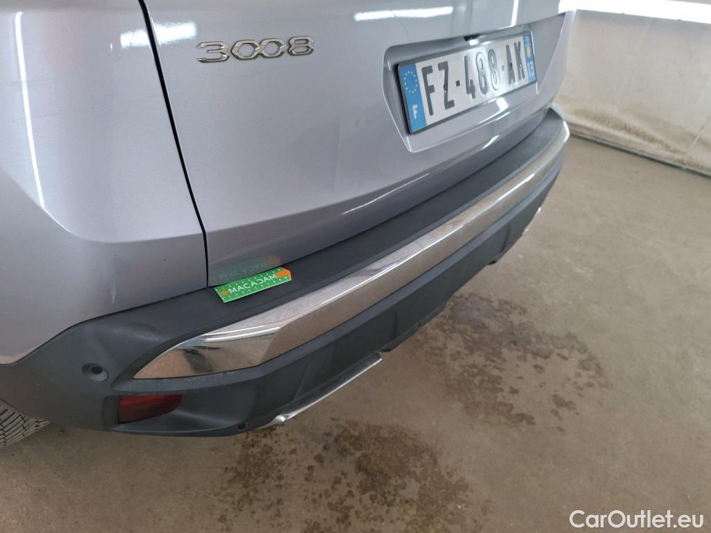  Peugeot  3008 PEUGEOT  / 2020 / 5P / SUV 1.6 HYBRID4 300 E-EAT8 GT #9