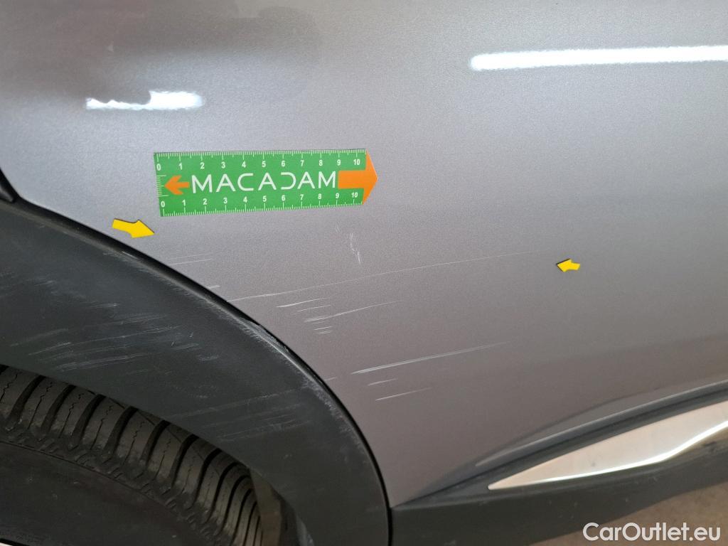  Peugeot  3008 PEUGEOT  / 2020 / 5P / SUV 1.6 HYBRID4 300 E-EAT8 GT #7