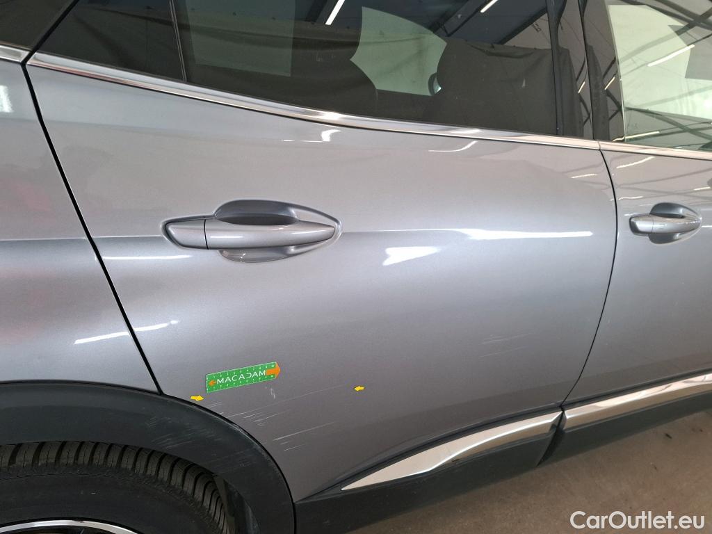  Peugeot  3008 PEUGEOT  / 2020 / 5P / SUV 1.6 HYBRID4 300 E-EAT8 GT #6
