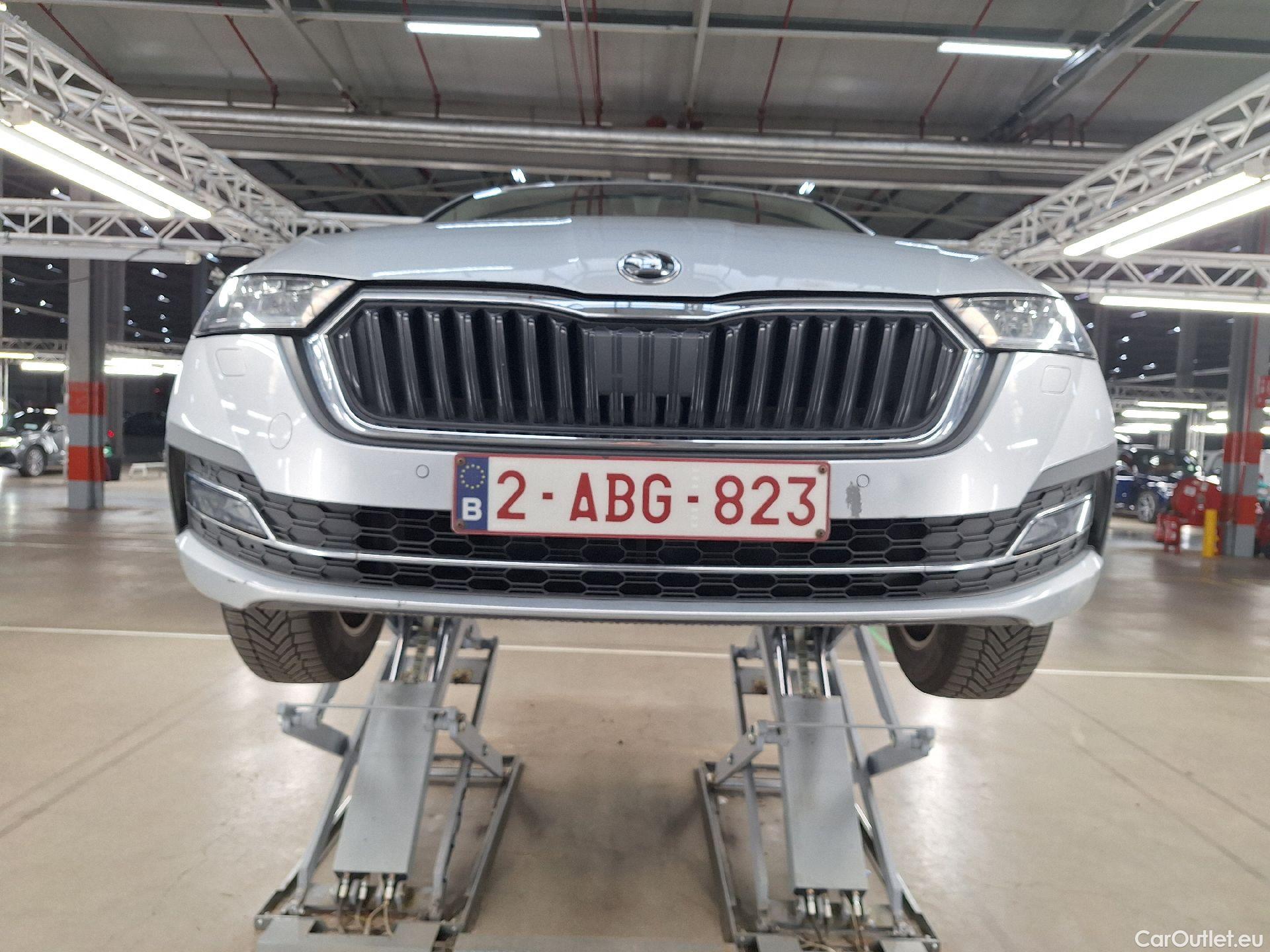 Skoda  Octavia Skoda,  Combi '20, Skoda  Combi 2.0 CRTDI 110kW DSG7 Ambition  #43