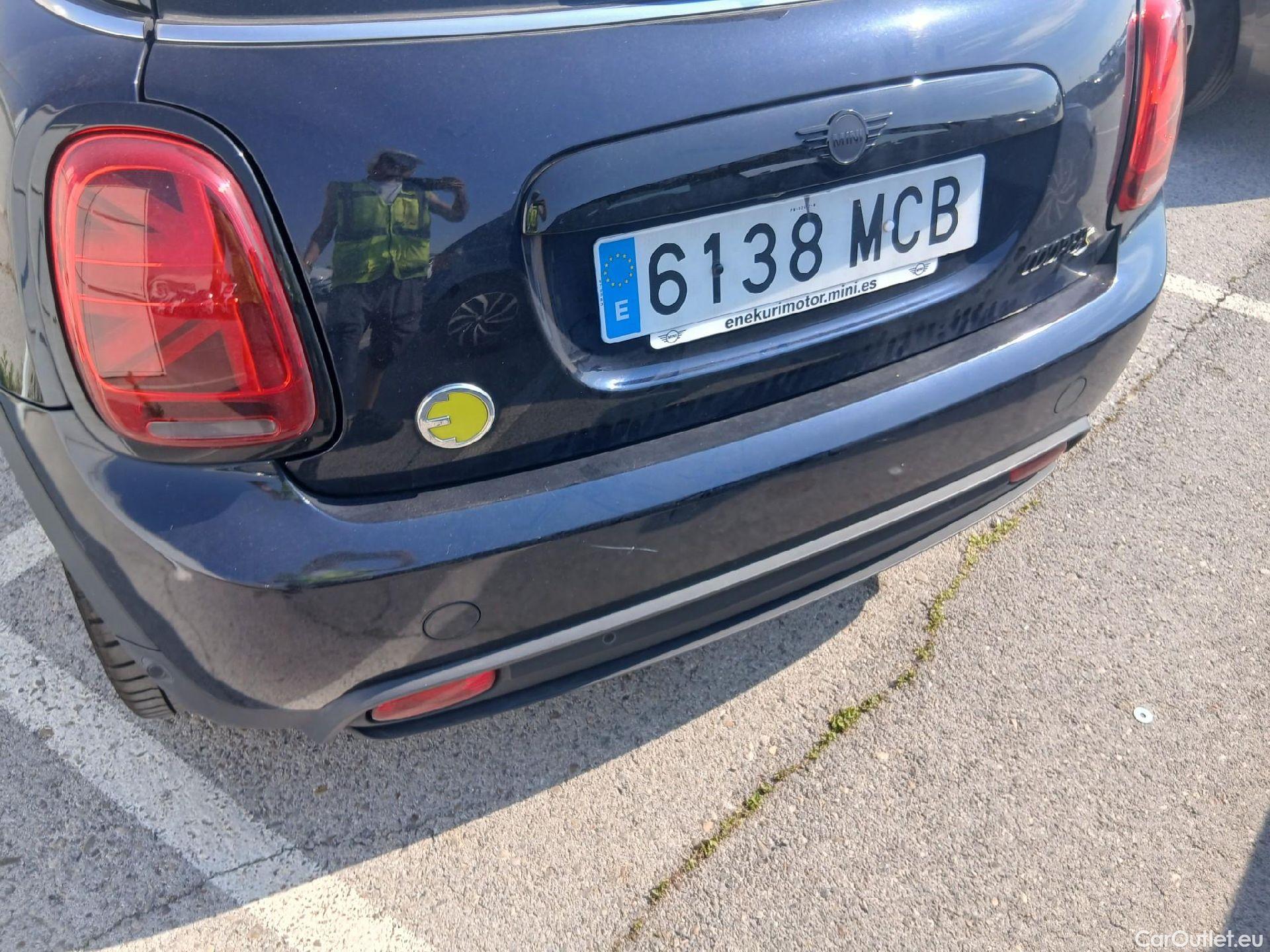  Mini  Mini   / 2021 / 3P / berlina con portón COOPER SE (AC2) #19