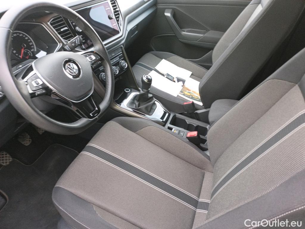  Volkswagen  T-ROC VOLKSWAGEN  / 2017 / 5P / todoterreno Advance 1.0 TSI 85kW (115CV) #15