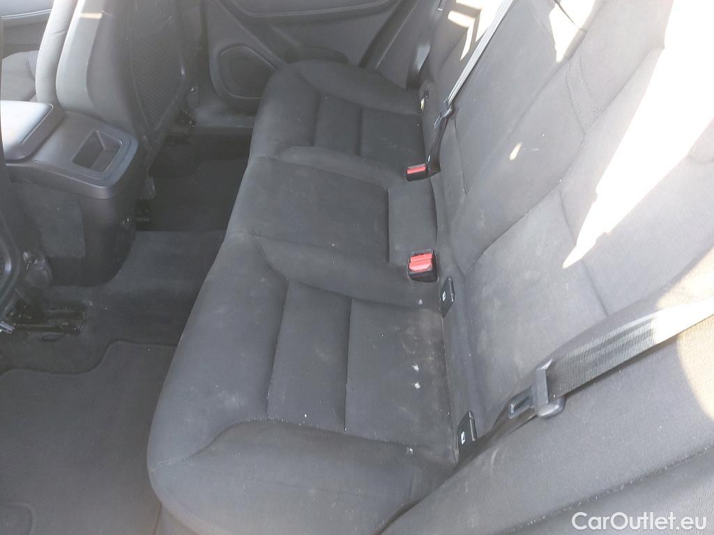  Volvo  XC60 VOLVO  / 2017 / 5P / todoterreno 2.0 B4 D AWD Momentum Pro Auto #21