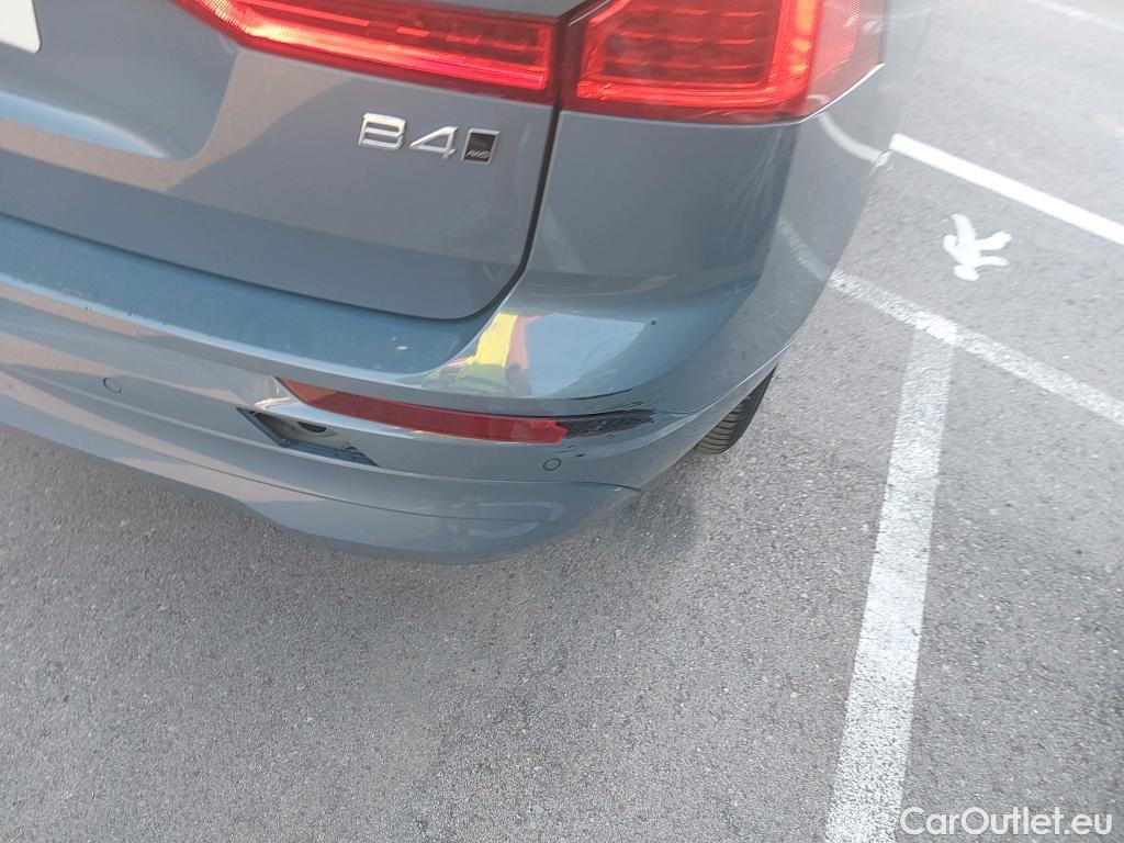  Volvo  XC60 VOLVO  / 2017 / 5P / todoterreno 2.0 B4 D AWD Momentum Pro Auto #31