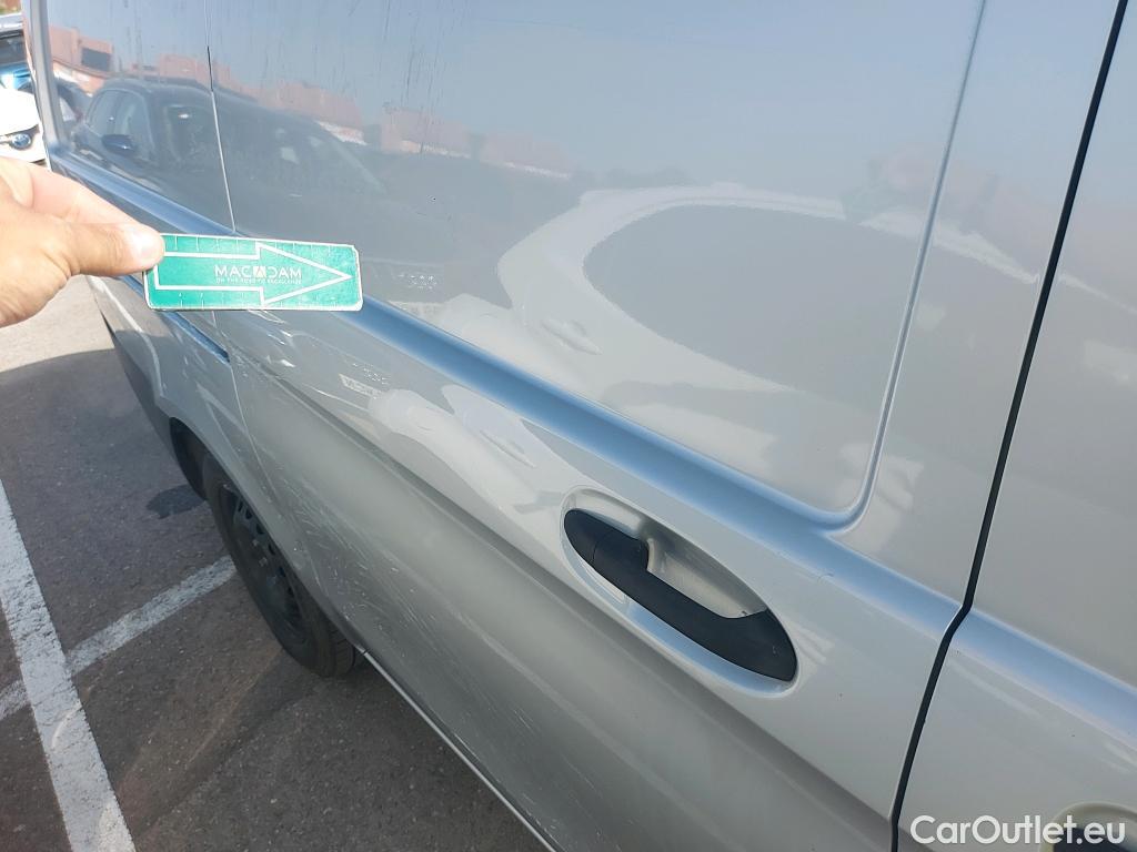  Mercedes  Vito MERCEDES-BENZ  / 2014 / 4P / furgón 111 CDI Larga #12