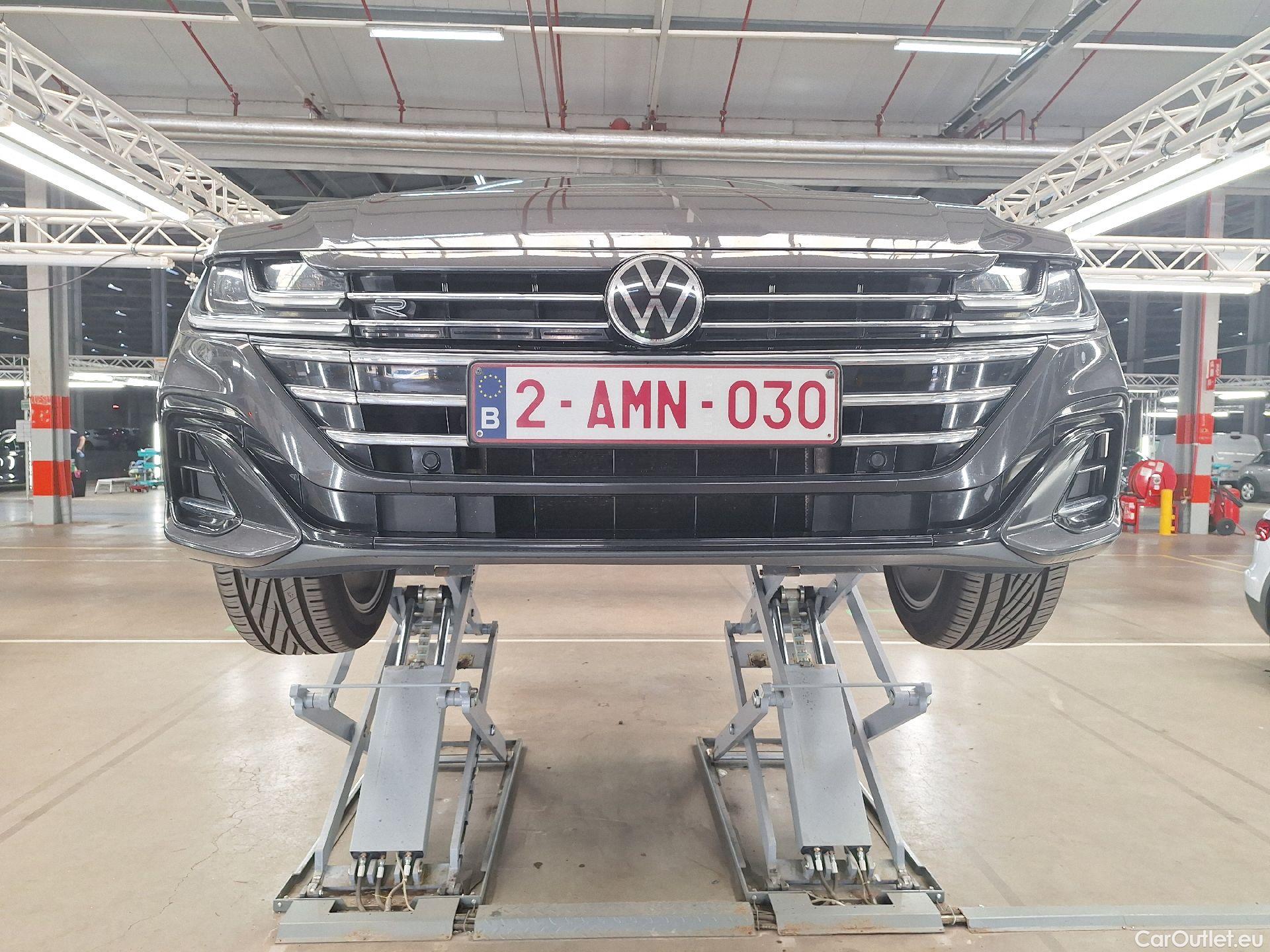  Volkswagen  Arteon VW,  FL'20, Volkswagen  2.0 TDI SCR 110kW DSG R-Line 5d #24