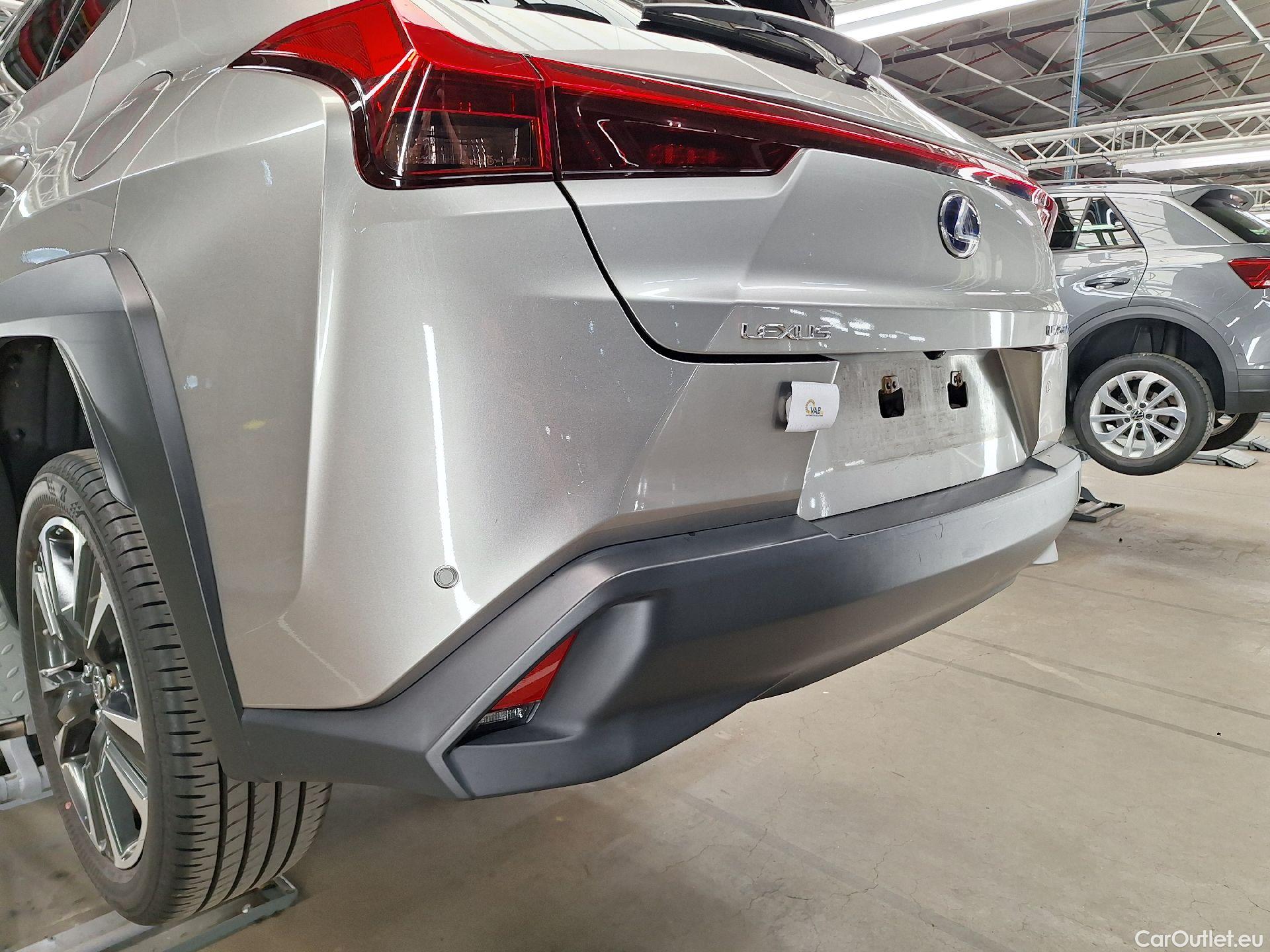  Lexus  UX Lexus,  '18, Lexus  2.0L 250H 4x4 Privilege Line 5d #24