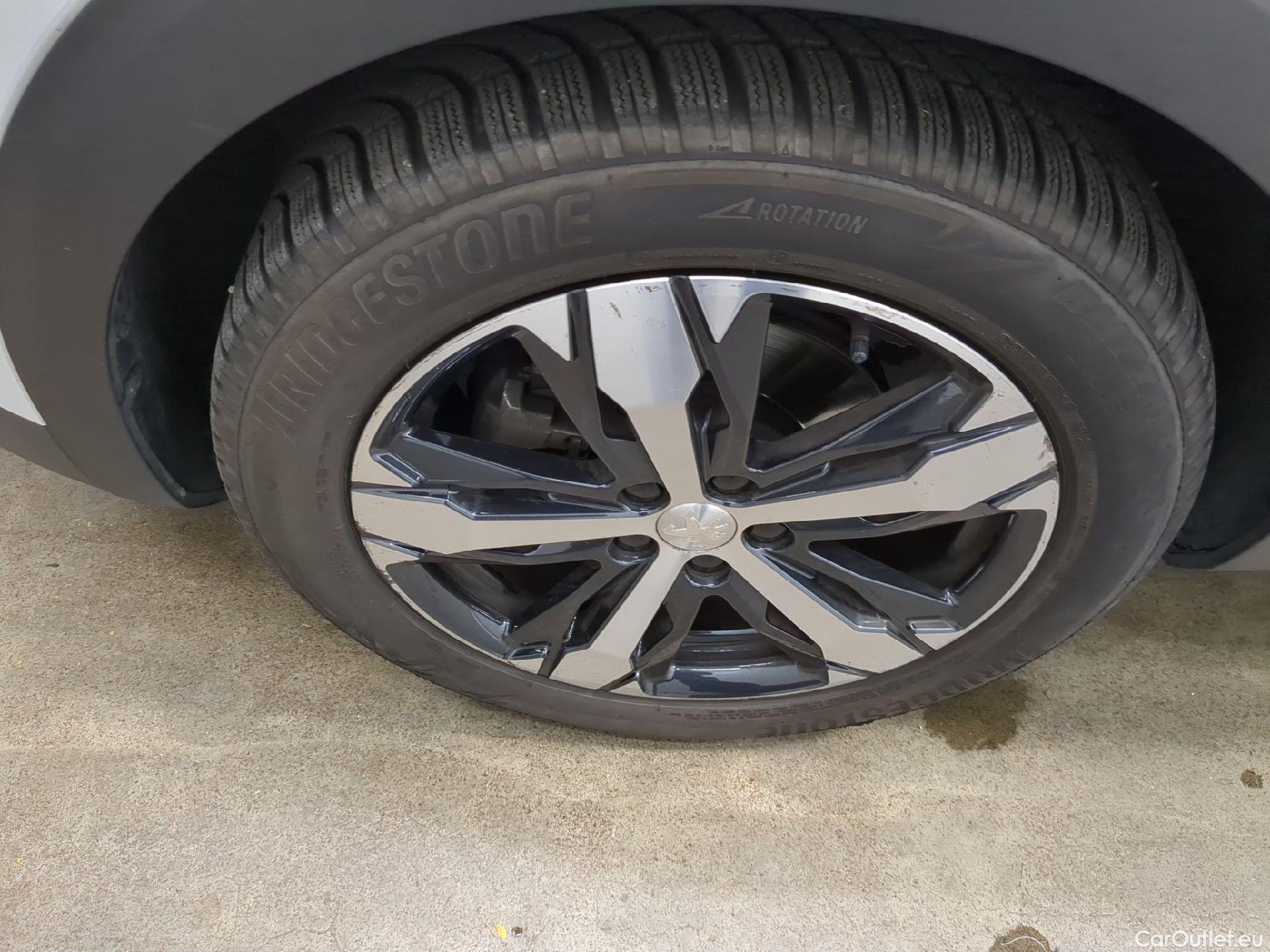  Peugeot  5008  GT Line 1.2 PureTech 130CV BVM6 E6d #2