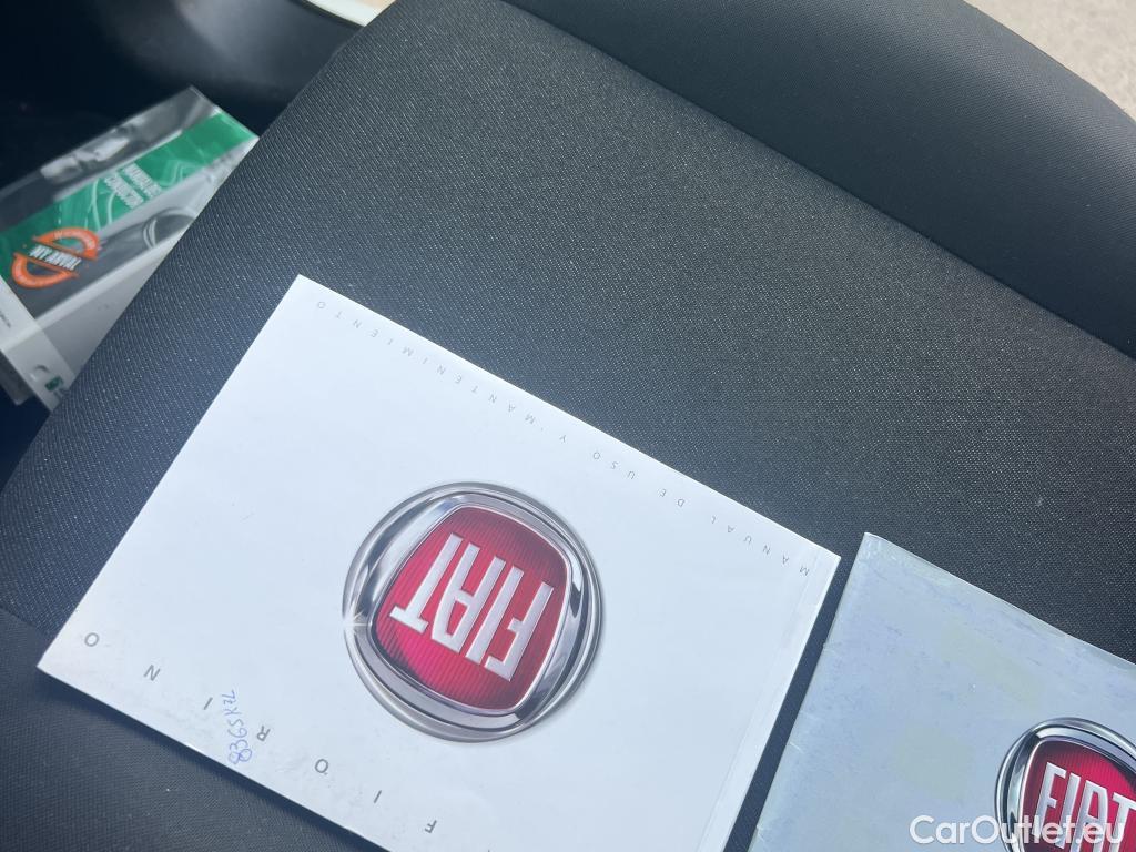 Fiat  Fiorino FIAT  / 2016 / 3P / furgón derivado de turismo Cargo Base 1.3 Mjet 59kW (80CV) E6 #2