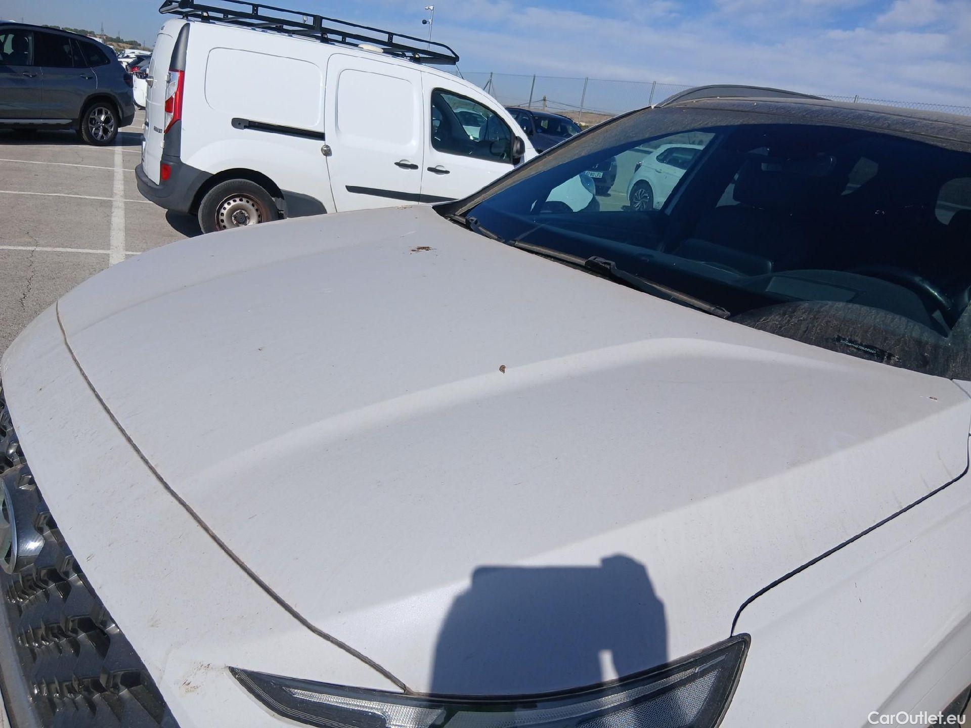  Hyundai  Santa Fe HYUNDAI  / 2021 / 5P / todoterreno 1.6 TGDi PHEV Style Auto 4x4 #13
